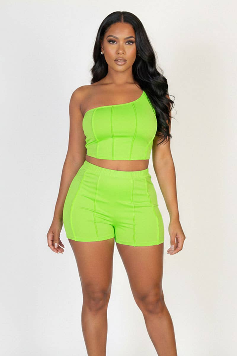 Exposed Seam One Shoulder Crop Top & Shorts Set: BLACK / M